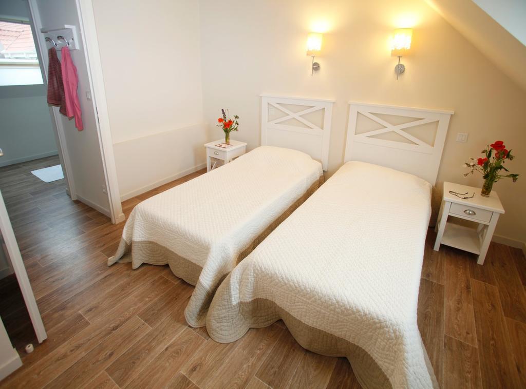 Residence Odalys Les Villas De La Baie 르크로토이 외부 사진