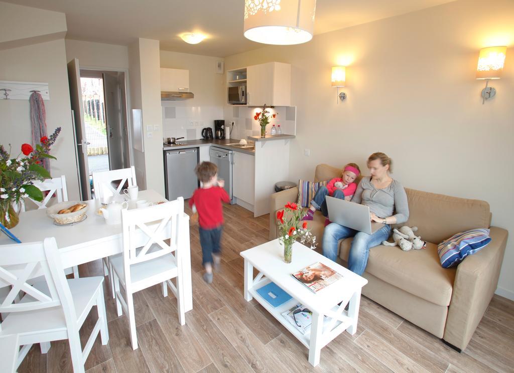 Residence Odalys Les Villas De La Baie 르크로토이 외부 사진
