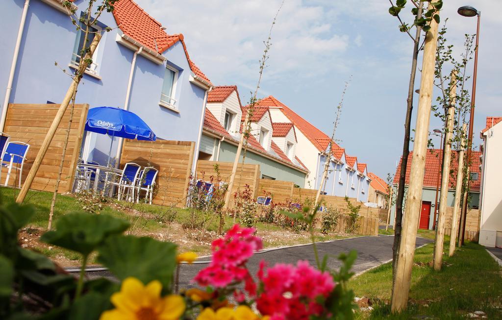 Residence Odalys Les Villas De La Baie 르크로토이 외부 사진